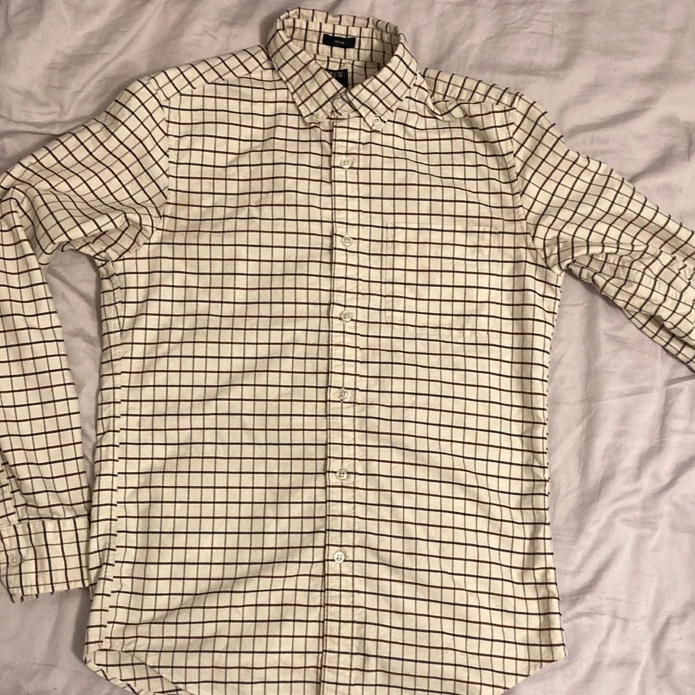 2 J.Crew Flex Oxfords